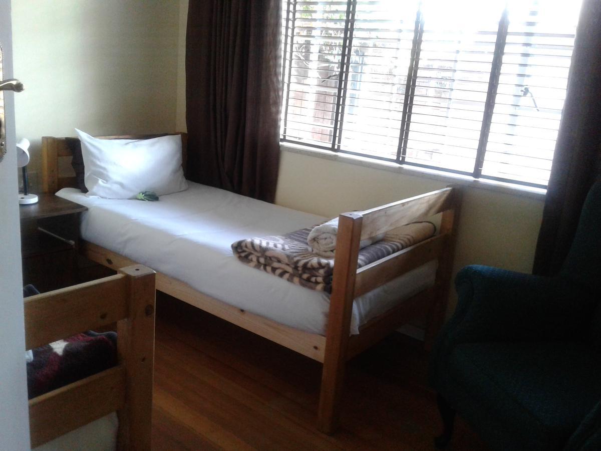 The Birches Backpacker Lodge Randburg Exteriör bild